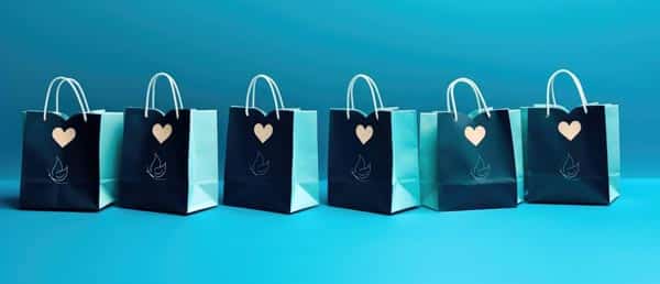 Best Selling Products banner with shopping bags image